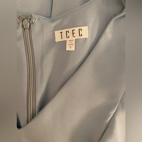 NWOT Ruffle Mini Dress - Picture 4 of 6